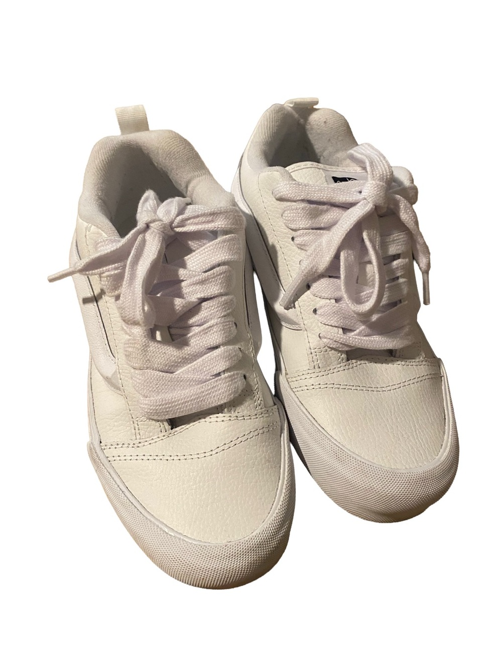 Women's Classic White Lace-Up Sneakers Vans